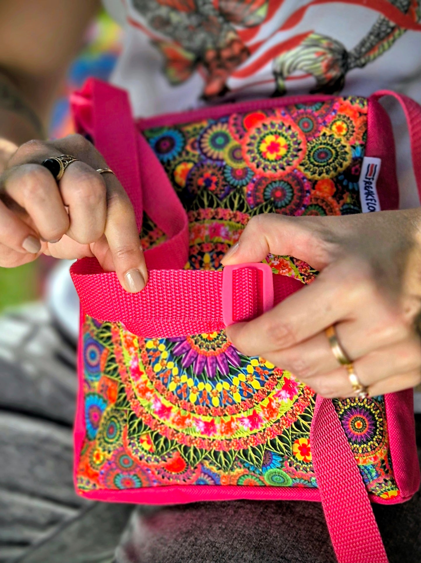Bolsito de cruzar Mandalas del Jardín
