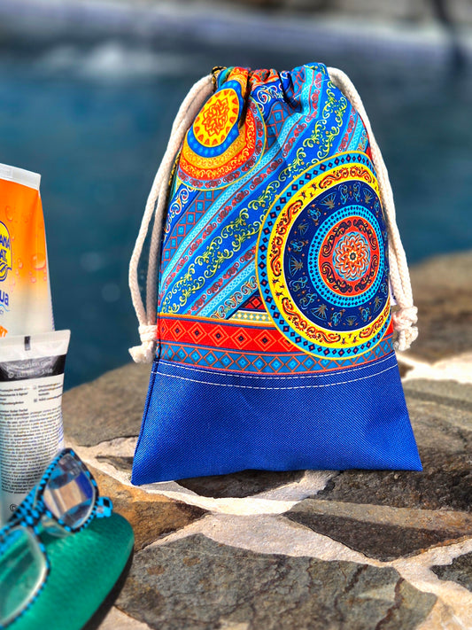 <tc>SARCHINDU POUCHE</tc>