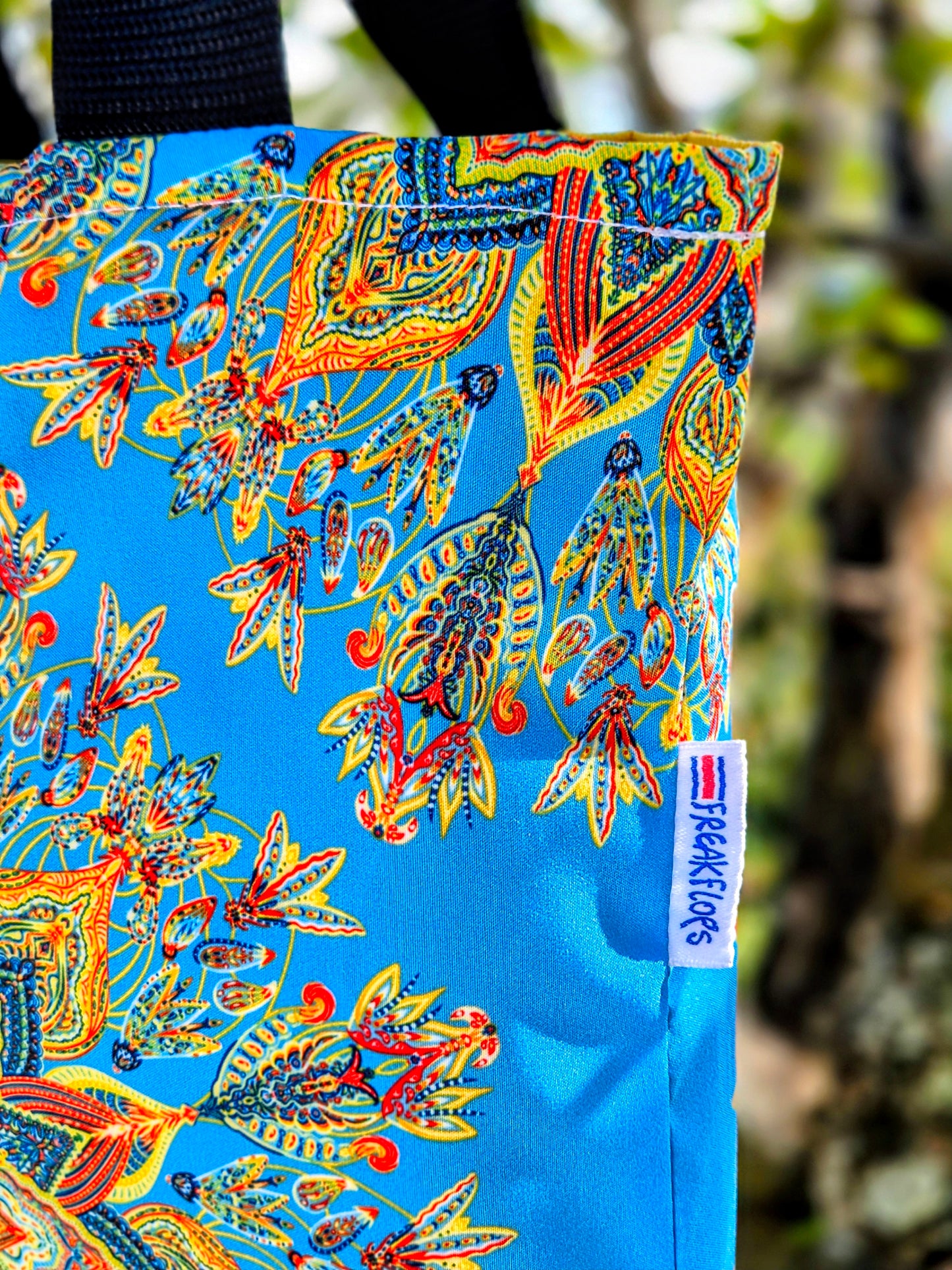 Puro Sol shoulder bag