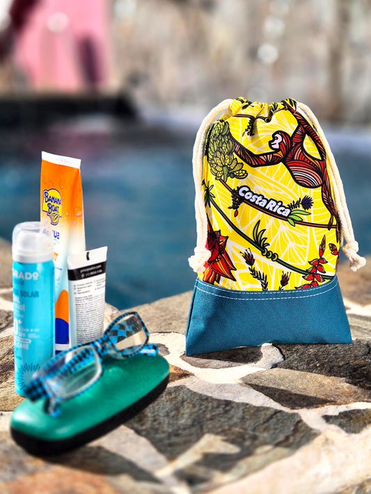 <tc>MONOS POUCHE</tc>