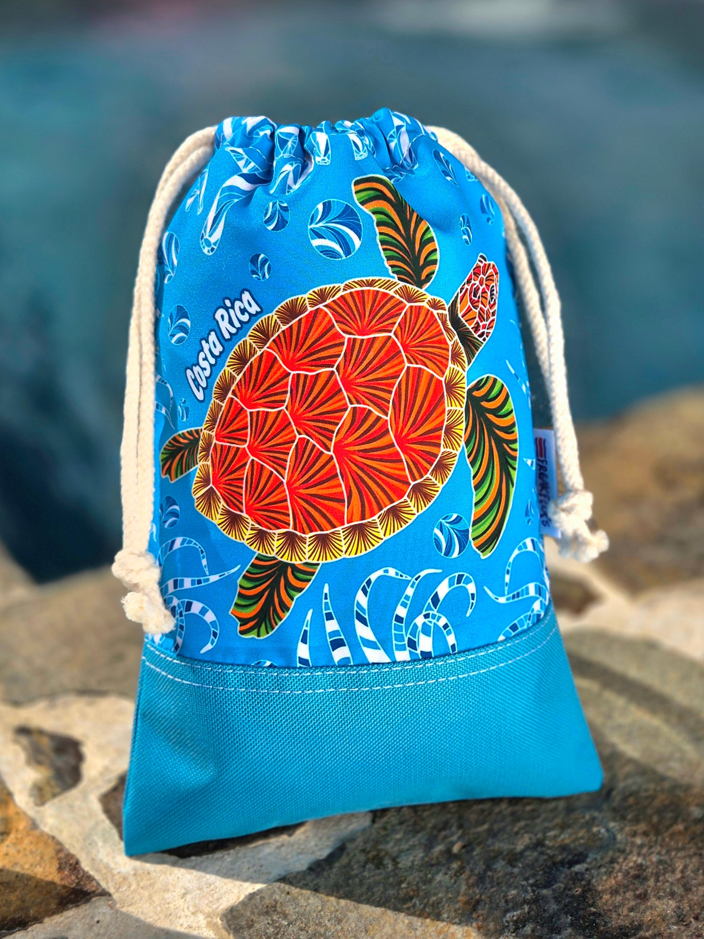 <tc>TURTLES POUCHE</tc>