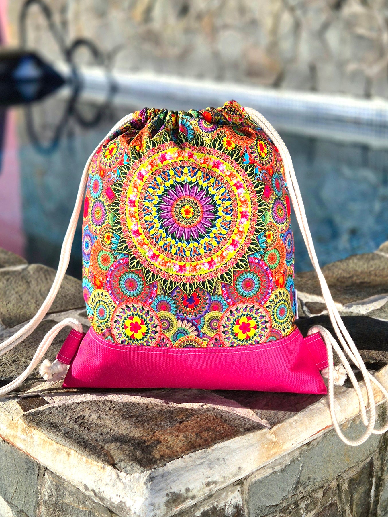 Mochila Mandalas del Jardín