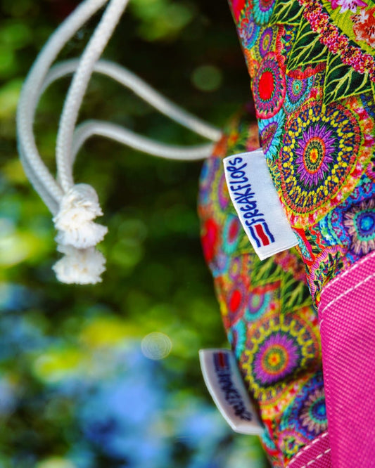 <tc>MANDALAS DEL JARDIN POUCHE</tc>